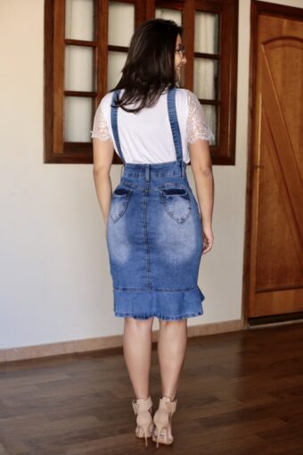 Jardineira Jeans com Botões em Áquila Tauheny Store | Moda Evangélica