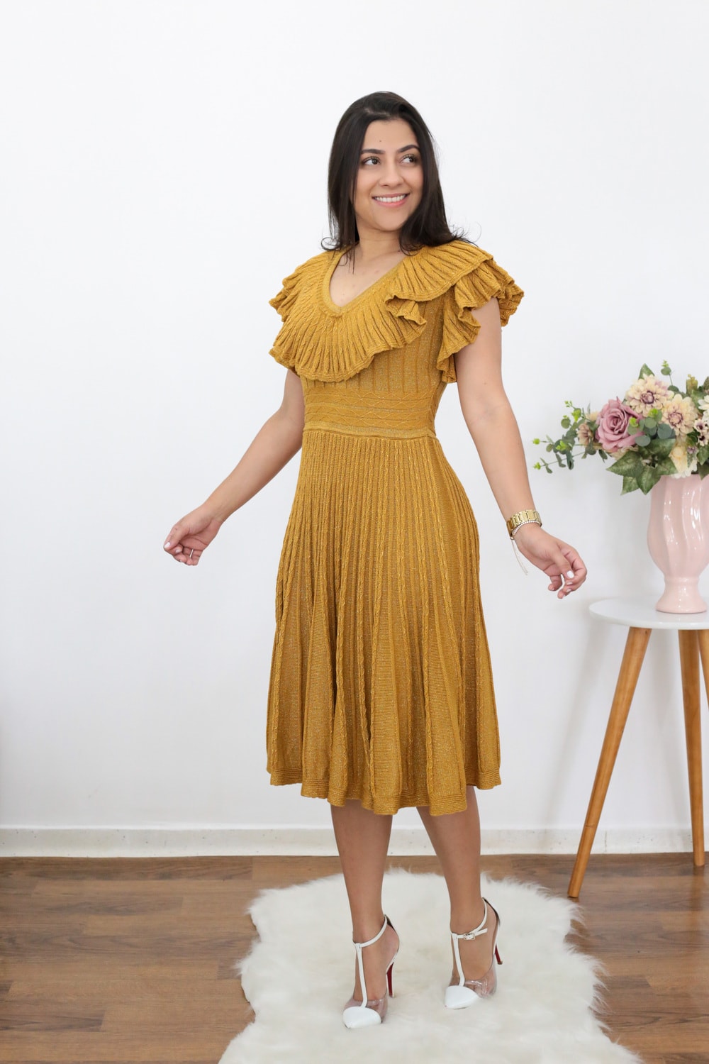 Vestido Tricot Dourado | Moda Evangélica
