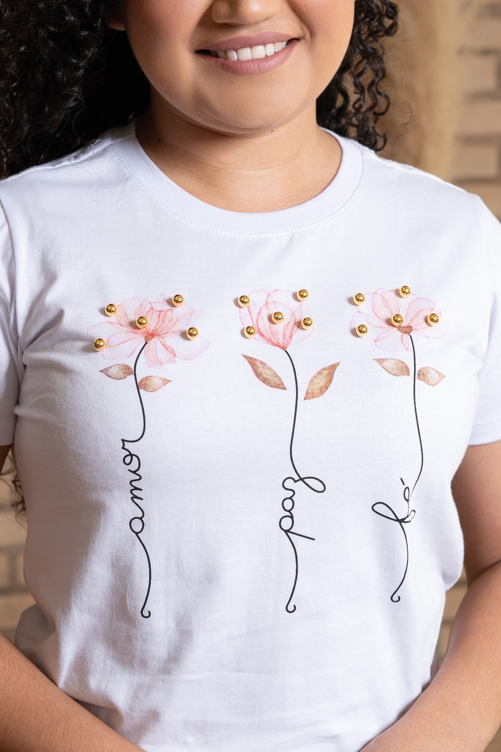 T-shirt Malha Blusa | Moda Evangélica e Executiva
